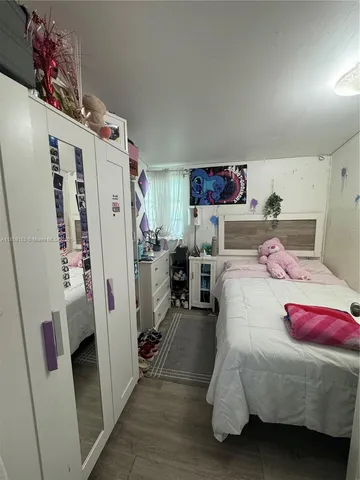 $1,380,000 | 3280 Southwest 21st Street, Miami, FL 33145