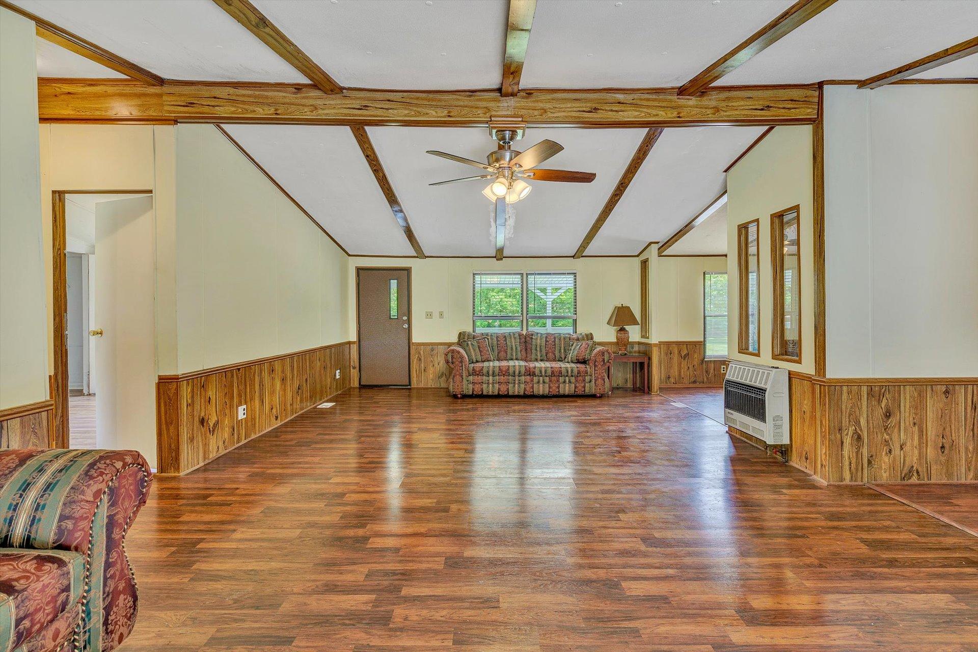 7231 Franklin Road Boones Mill, VA 24065 - Photo 5 of 28 08-080920210126