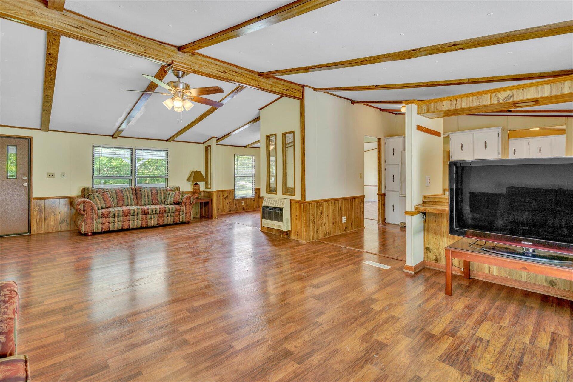 7231 Franklin Road Boones Mill, VA 24065 - Photo 6 of 28 09-080920210127