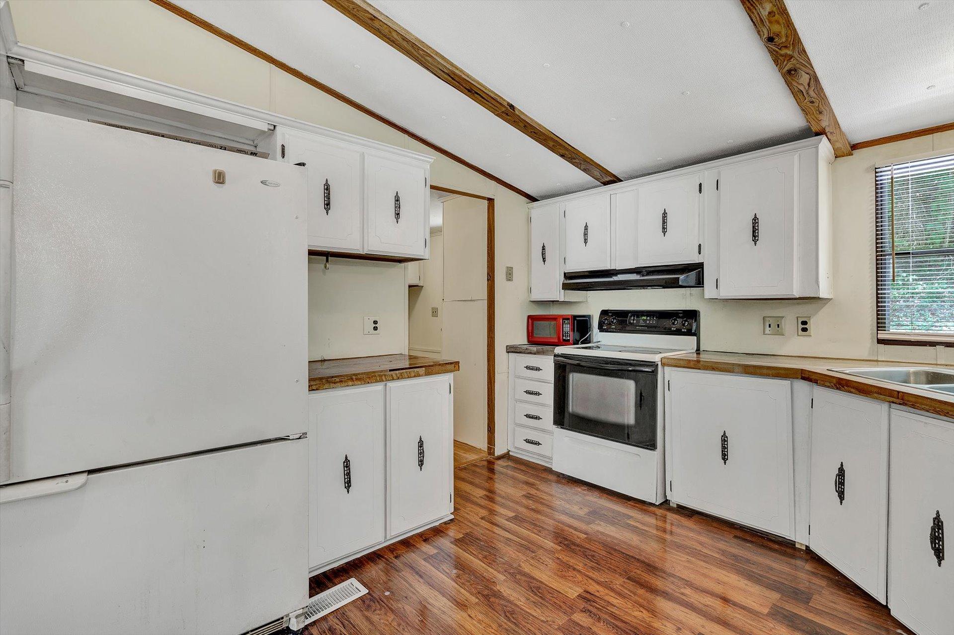 7231 Franklin Road Boones Mill, VA 24065 - Photo 9 of 28 12-080920210130