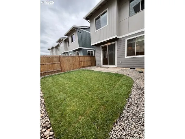 $476,885 | 11213 Southeast Pleasant Vly Parkway, Unit 668, Happy Valley, OR 97086