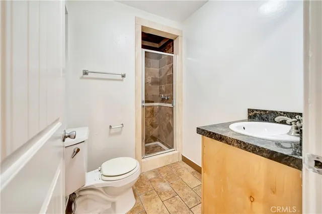 $2,850 | 6933 Amigo Avenue, Reseda, CA 91335