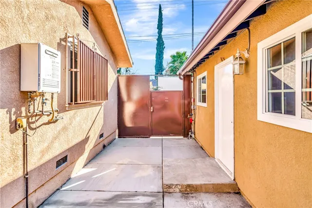 $2,850 | 6933 Amigo Avenue, Reseda, CA 91335