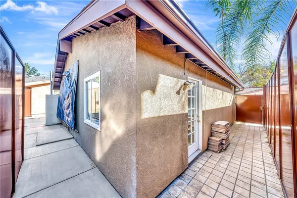 $2,750 | 6933 Amigo Avenue, Reseda, CA 91335