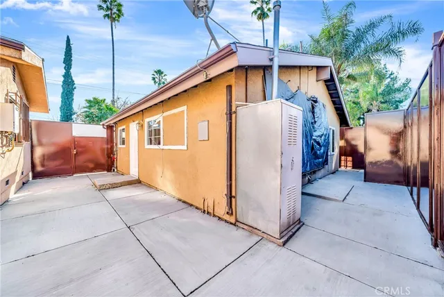 $2,850 | 6933 Amigo Avenue, Reseda, CA 91335