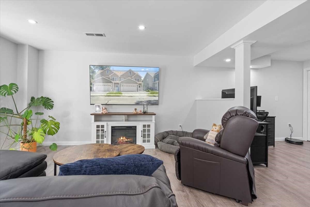 494 Hamilton Street, Unit 494 Worcester, MA 01604 - Photo 26 of 34