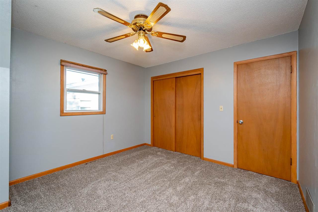 3128 Sandy Beach Road Northeast Solon, IA 52333 - Photo 11 of 31 Gallery Image 11