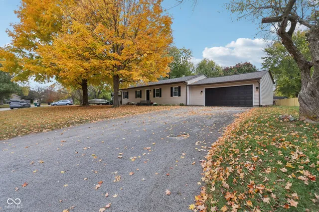 $339,900 | 327 Fox Circle, Noblesville, IN 46060
