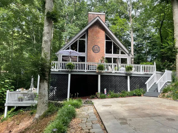 $425,000 | 356 Juniper Drive, Lynchburg, VA 24502