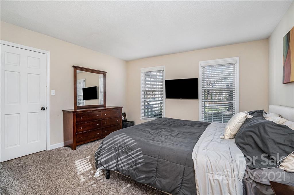 6708 Ironkettle Road Charlotte, NC 28270 - Photo 16 of 26 Gallery Image 16