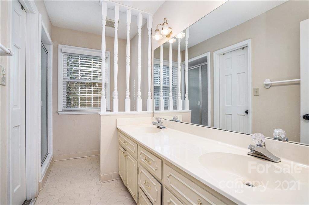 6708 Ironkettle Road Charlotte, NC 28270 - Photo 18 of 26 Gallery Image 18