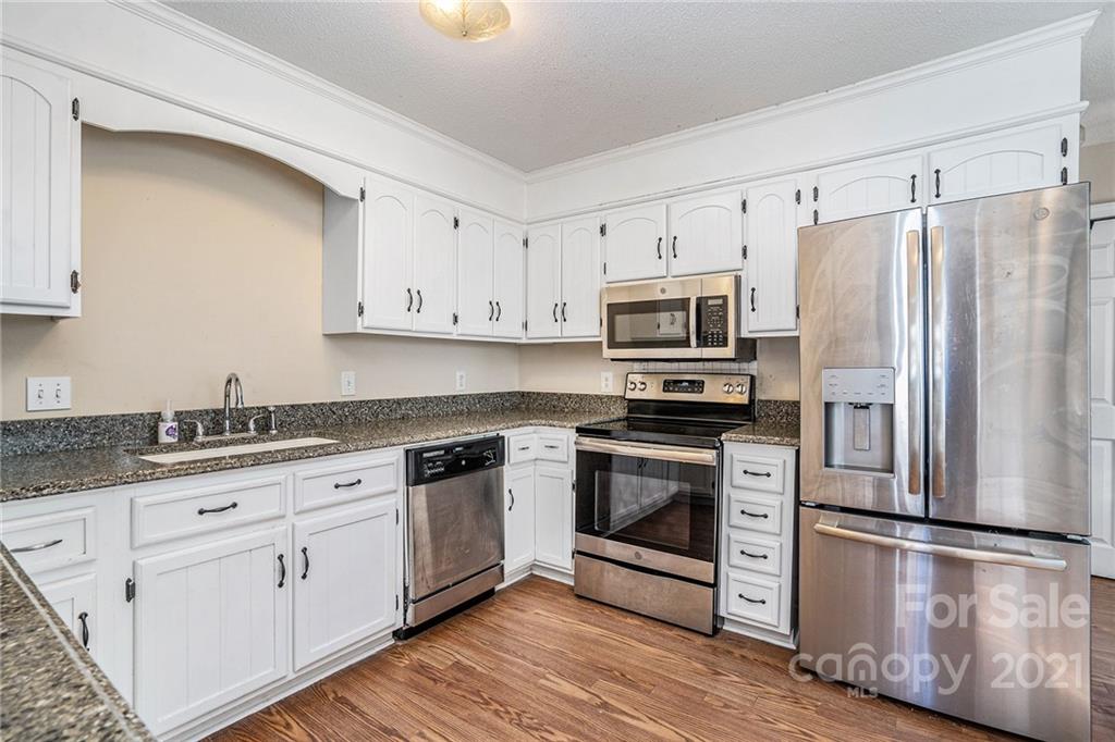 6708 Ironkettle Road Charlotte, NC 28270 - Photo 9 of 26 Gallery Image 9