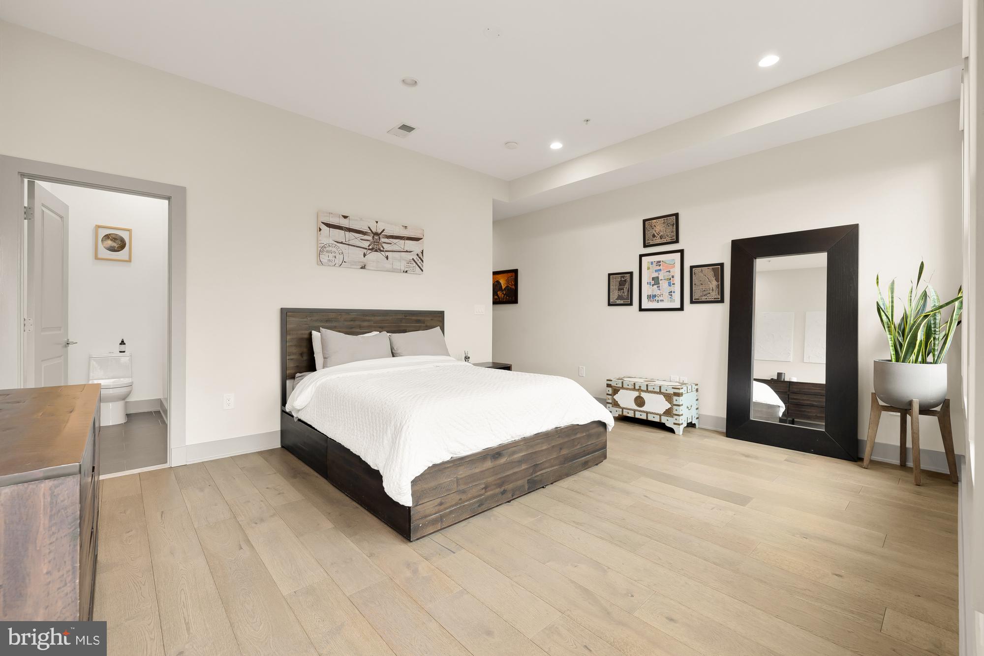 1852 3rd Street Northwest, Unit B Washington, DC 20001 - Photo 15 of 26