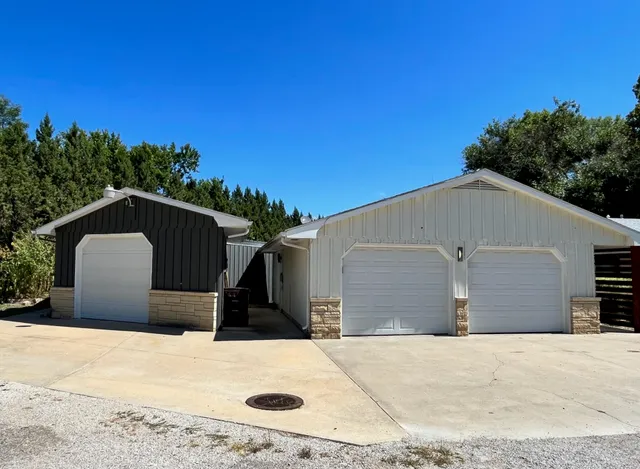 $275,000 | 626 Park Lane, Moundridge, KS 67107