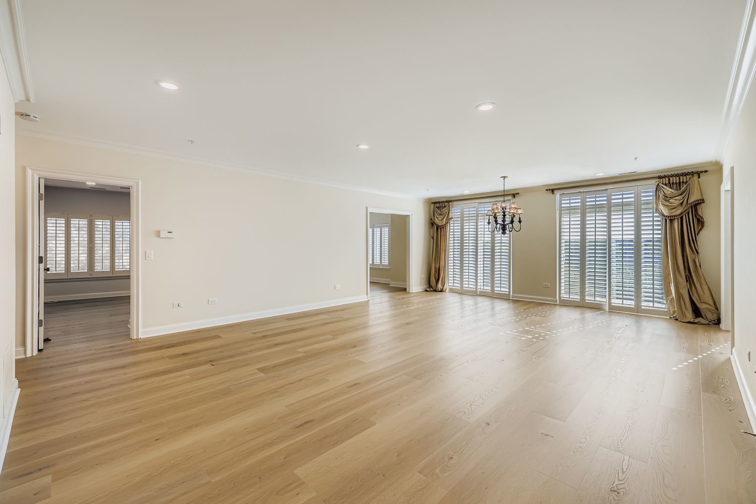 820 Weidner Road, Unit 409 Buffalo Grove, IL 60089 - Photo 8 of 29