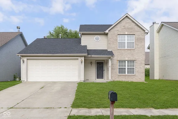 $2,200 | 14968 Mia Drive, Carmel, IN 46033