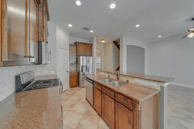 $2,750 | 8705 Naomi Street, Plano, TX 75024