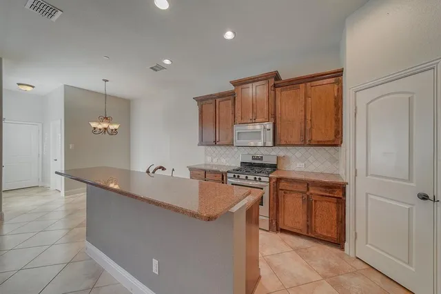 $2,750 | 8705 Naomi Street, Plano, TX 75024