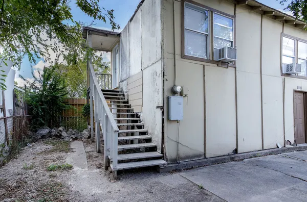 $499,000 | 904 Panama Street, Houston, TX 77009