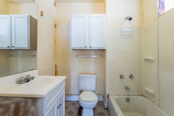 $499,000 | 904 Panama Street, Houston, TX 77009