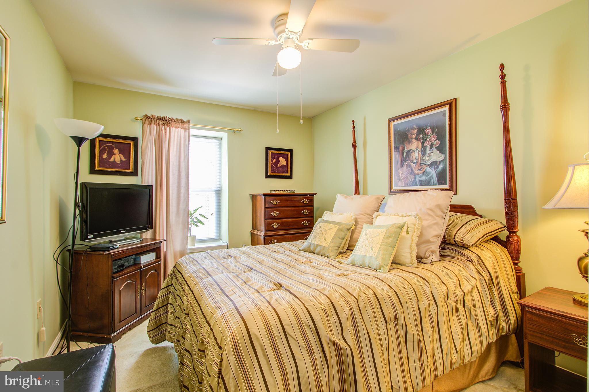 10940 Pebble Run Drive Silver Spring, MD 20902 - Photo 24 of 36 Bedroom #1