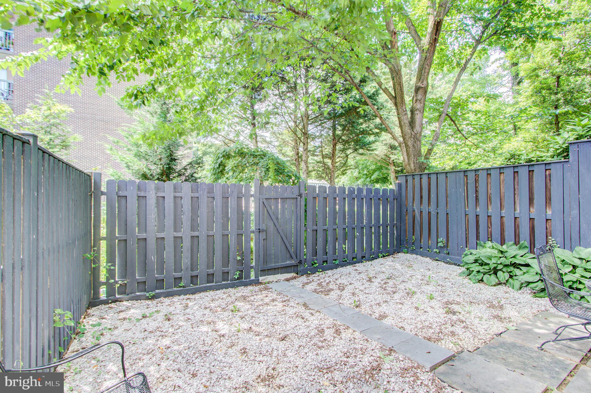 10940 Pebble Run Drive Silver Spring, MD 20902 - Photo 36 of 36 Backyard