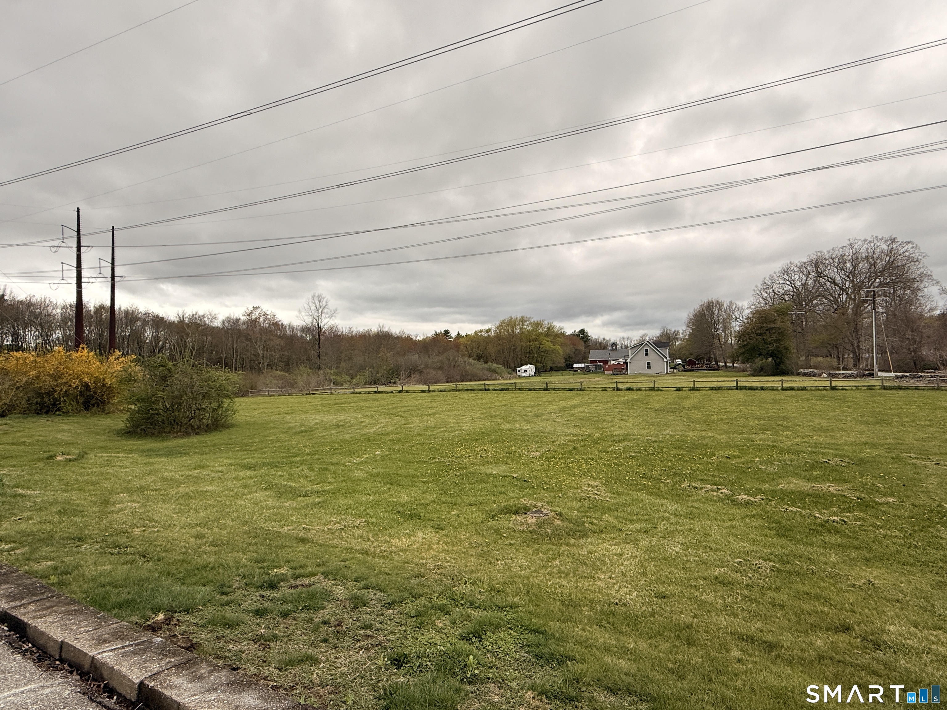 26 Tourtellotte Road Putnam, CT 06260 - Photo 28 of 40
