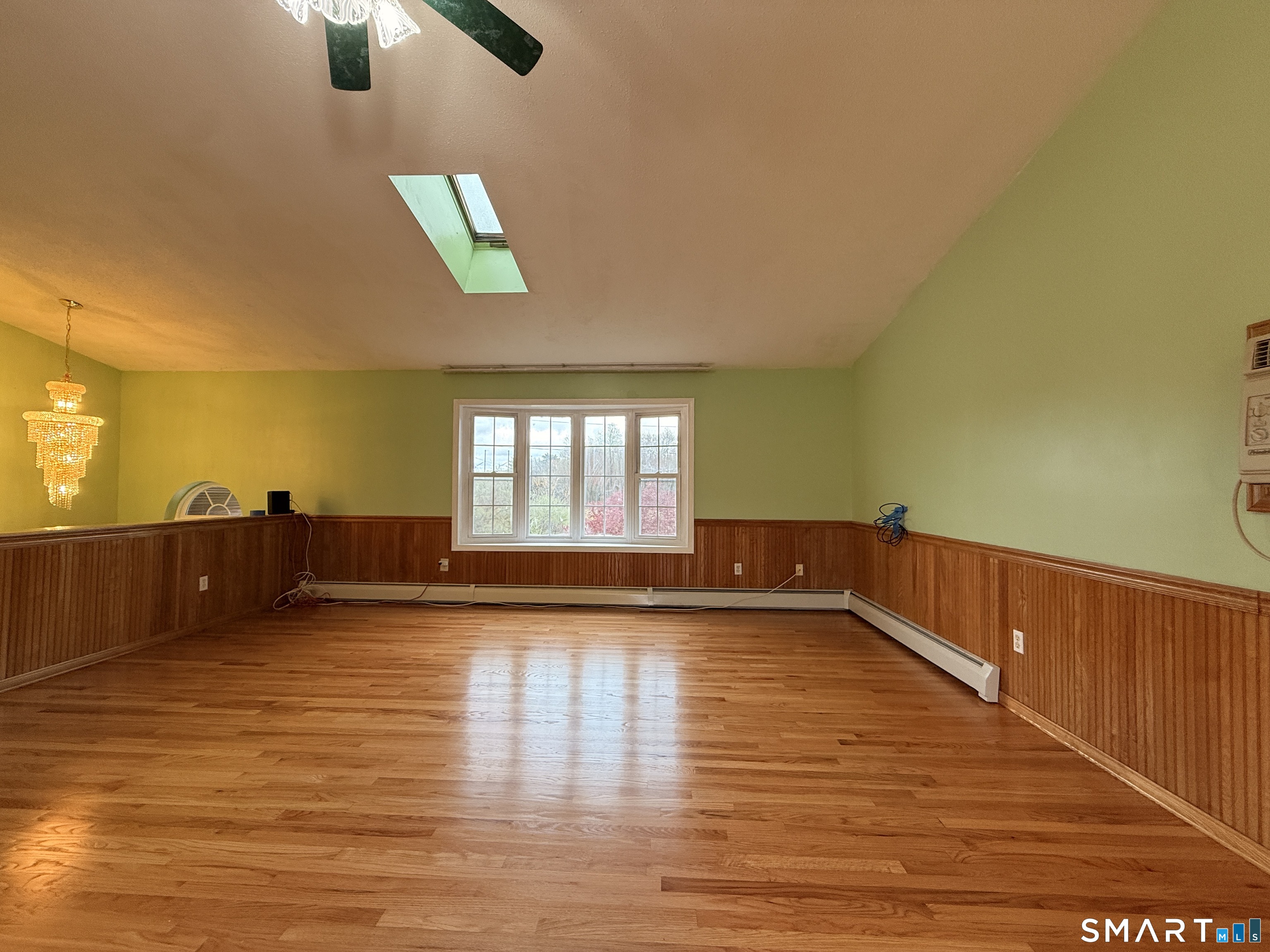 26 Tourtellotte Road Putnam, CT 06260 - Photo 10 of 40