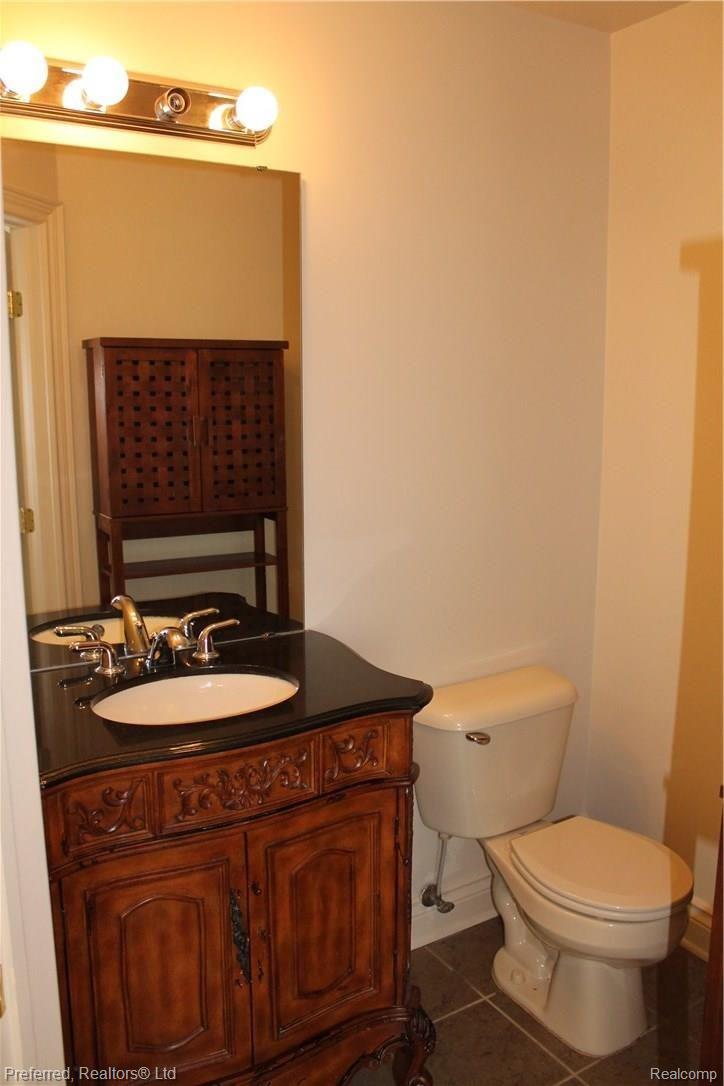 1264 North Lilley Road Canton, MI 48187 - Photo 21 of 34 IMG_4526.JPG