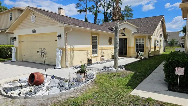$380,000 | 6053 Gentle Ben Circle, Wesley Chapel, FL 33544