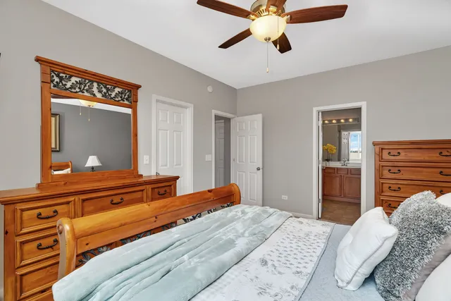 $379,900 | 25408 Cove Court, Plainfield, IL 60544