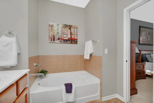 $379,900 | 25408 Cove Court, Plainfield, IL 60544