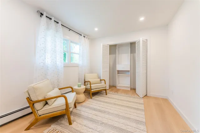 $1,128,000 | 120 Glenwood Road, Glenwood Landing, NY 11547