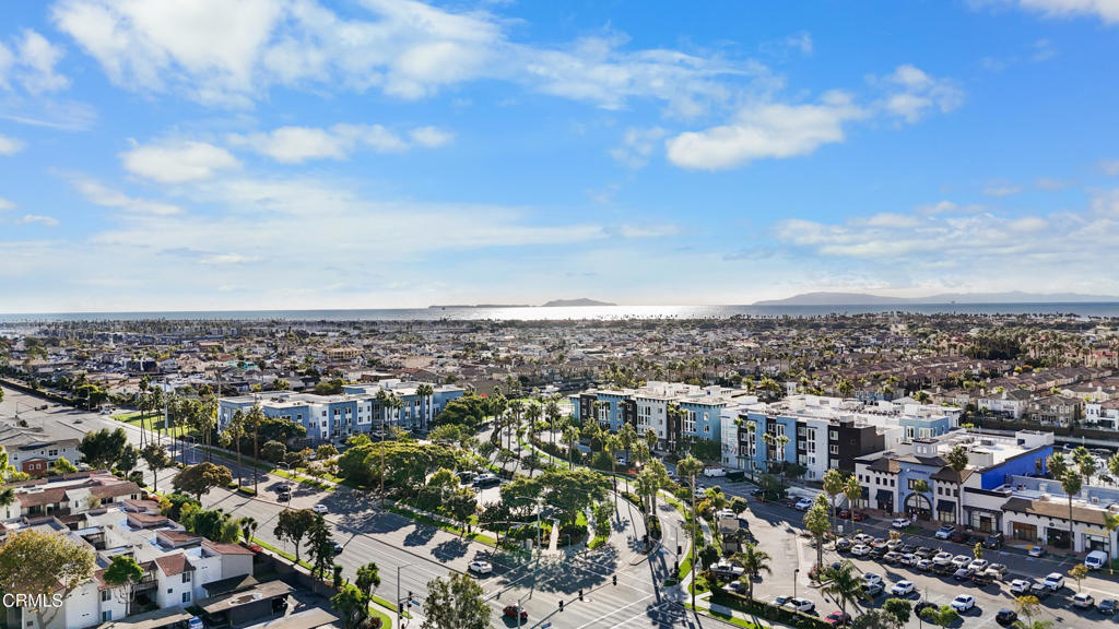 1901 South Victoria Avenue, Unit 204 Oxnard, CA 93035 - Photo 39 of 40 an aerial view of multiple house