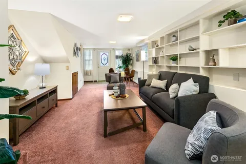 $749,950 | 15545 8th Avenue Northeast, Shoreline, WA 98155