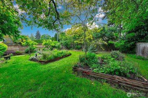 $749,950 | 15545 8th Avenue Northeast, Shoreline, WA 98155