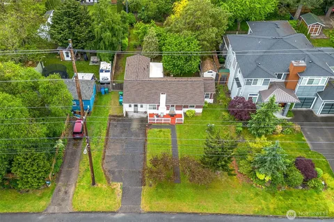 $749,950 | 15545 8th Avenue Northeast, Shoreline, WA 98155