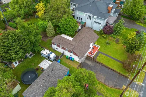$749,950 | 15545 8th Avenue Northeast, Shoreline, WA 98155