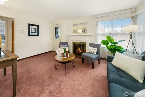 $749,950 | 15545 8th Avenue Northeast, Shoreline, WA 98155