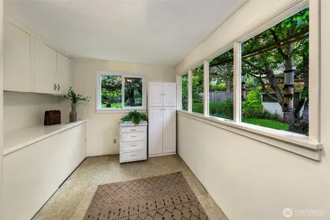 $749,950 | 15545 8th Avenue Northeast, Shoreline, WA 98155