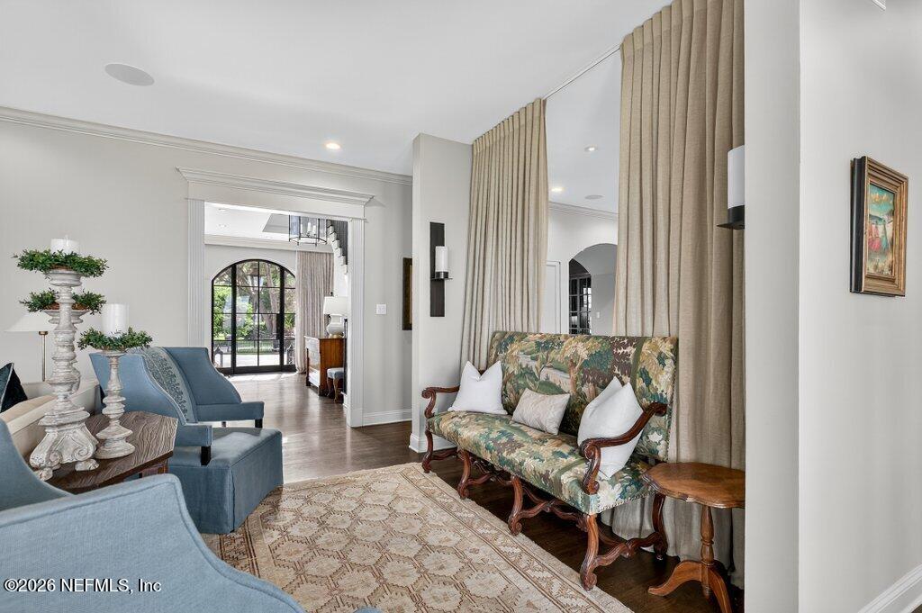 4626 River Point Road West Jacksonville, FL 32207 - Photo 13 of 76 Impeccably Designed Spaces Throughout