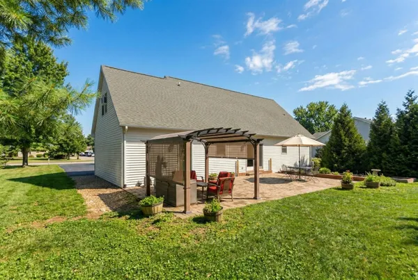 a front view of house with yard