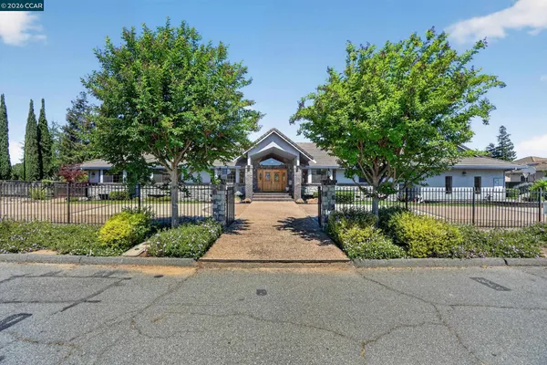 $1,385,000 | 139 Loren Lane, Oakley, CA 94561