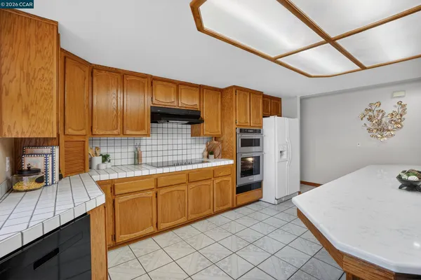 $1,385,000 | 139 Loren Lane, Oakley, CA 94561