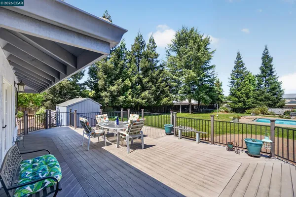 $1,385,000 | 139 Loren Lane, Oakley, CA 94561