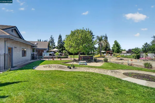$1,385,000 | 139 Loren Lane, Oakley, CA 94561