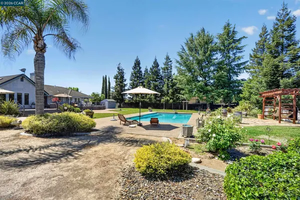 $1,385,000 | 139 Loren Lane, Oakley, CA 94561