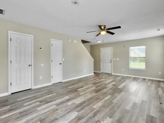 $2,300 | 128 Barley Street, Goose Creek, SC 29445