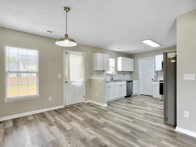 $2,300 | 128 Barley Street, Goose Creek, SC 29445