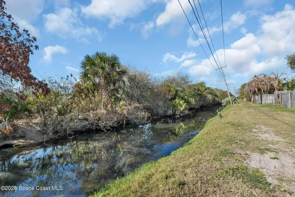 $349,800 | 35 Anchor Drive, Indian Harbour Beach, FL 32937